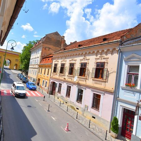 Charming Apartment - Heart Of Brasov Poarta Schei Экстерьер фото