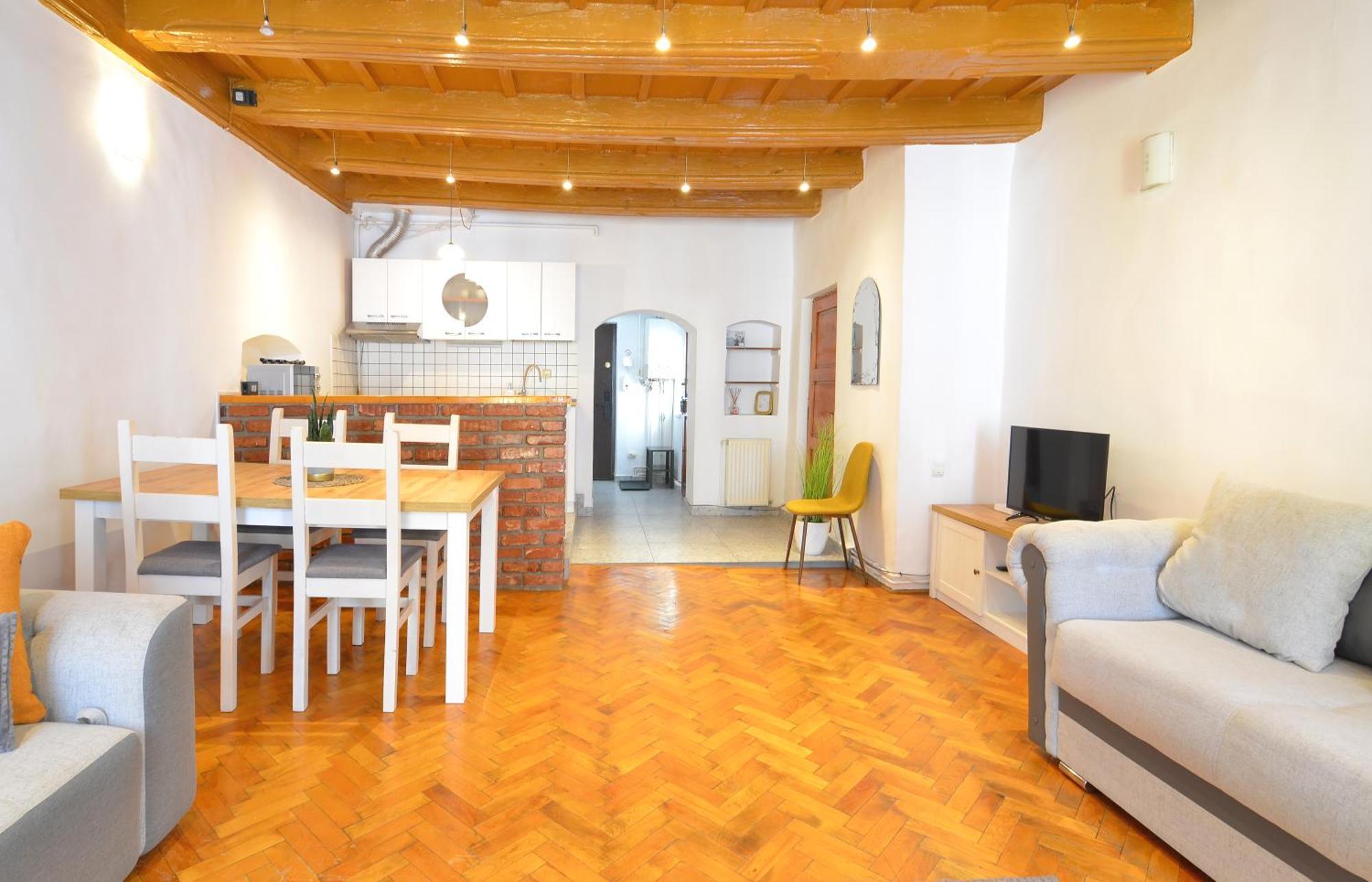 Charming Apartment - Heart Of Brasov Poarta Schei Экстерьер фото